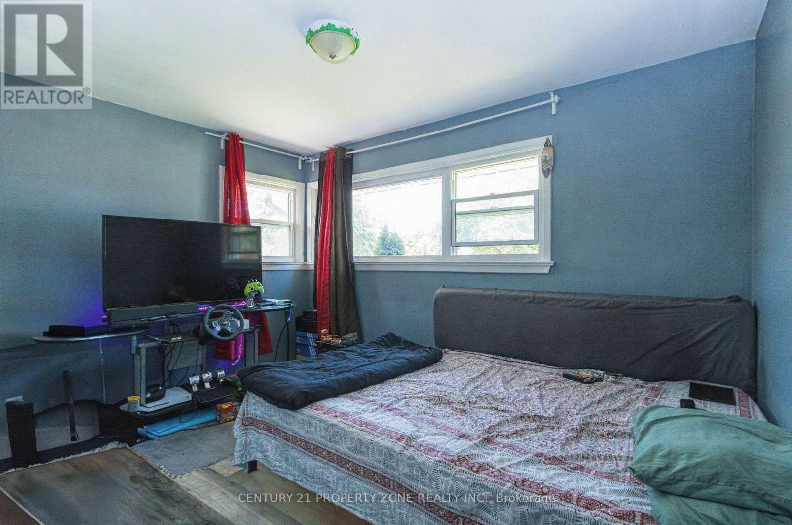 221 Starlight Avenue, London East, Ontario  N5W 4X8 - Photo 12 - X13776258