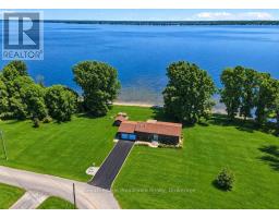 40 WALLBRIDGE CIRCLE, Prince Edward County, Ontario