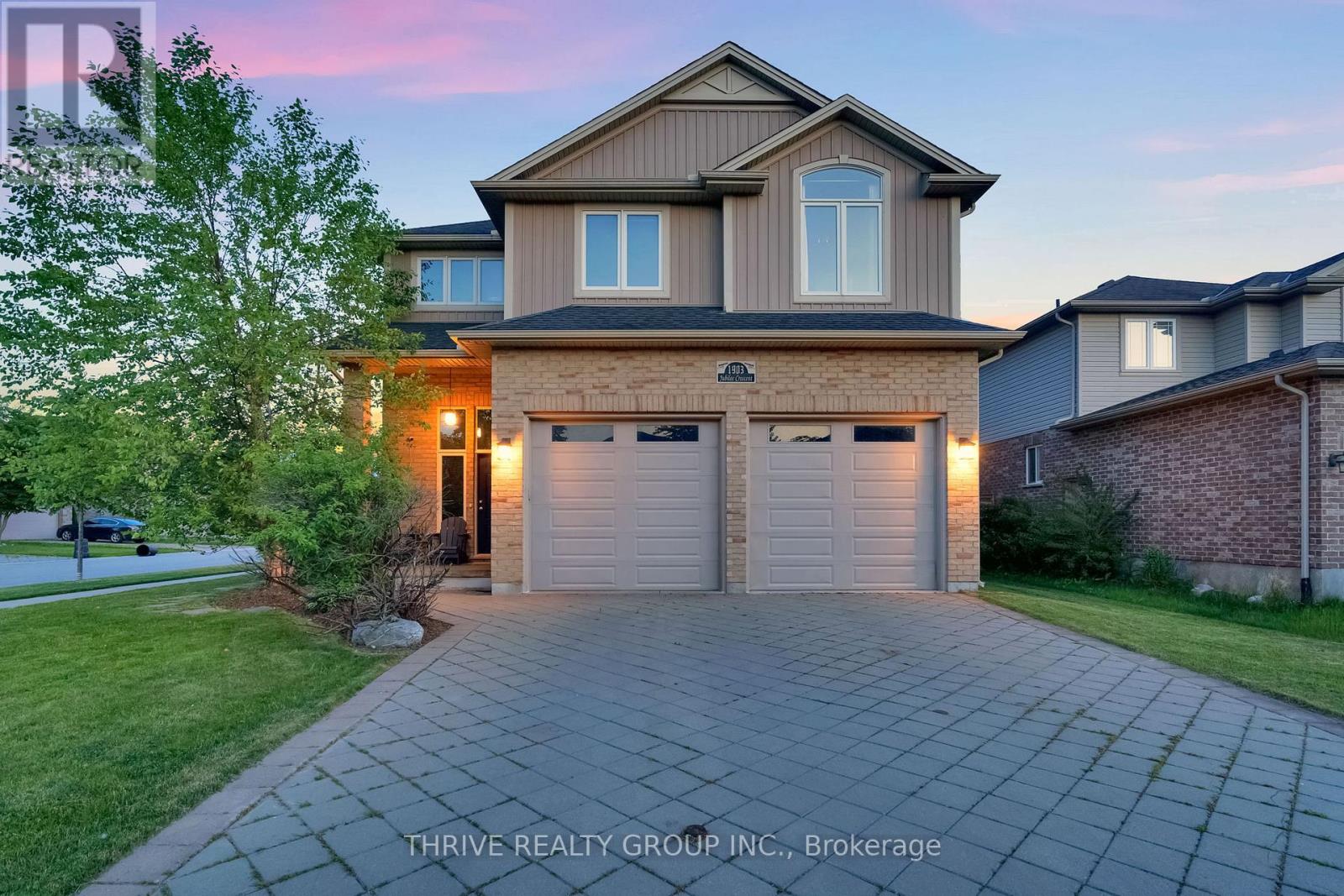 1903 Jubilee Crescent, London North, Ontario  N6G 0H5 - Photo 4 - X13509912