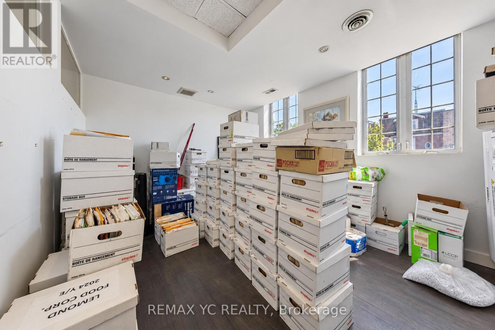 2nd Floor - 658 Bloor Street W, Toronto, Ontario  M6G 1K9 - Photo 23 - C13767458