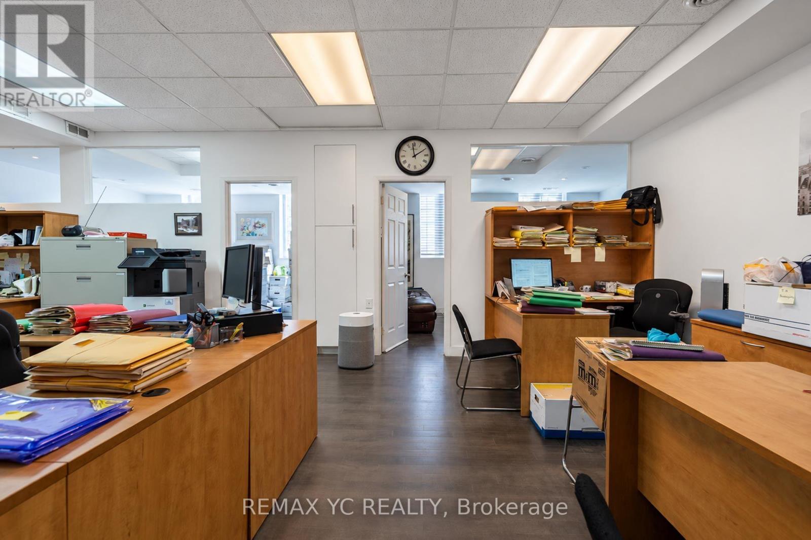 2nd Floor - 658 Bloor Street W, Toronto, Ontario  M6G 1K9 - Photo 15 - C13767458