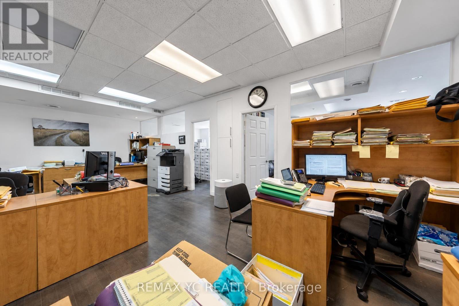 2nd Floor - 658 Bloor Street W, Toronto, Ontario  M6G 1K9 - Photo 16 - C13767458