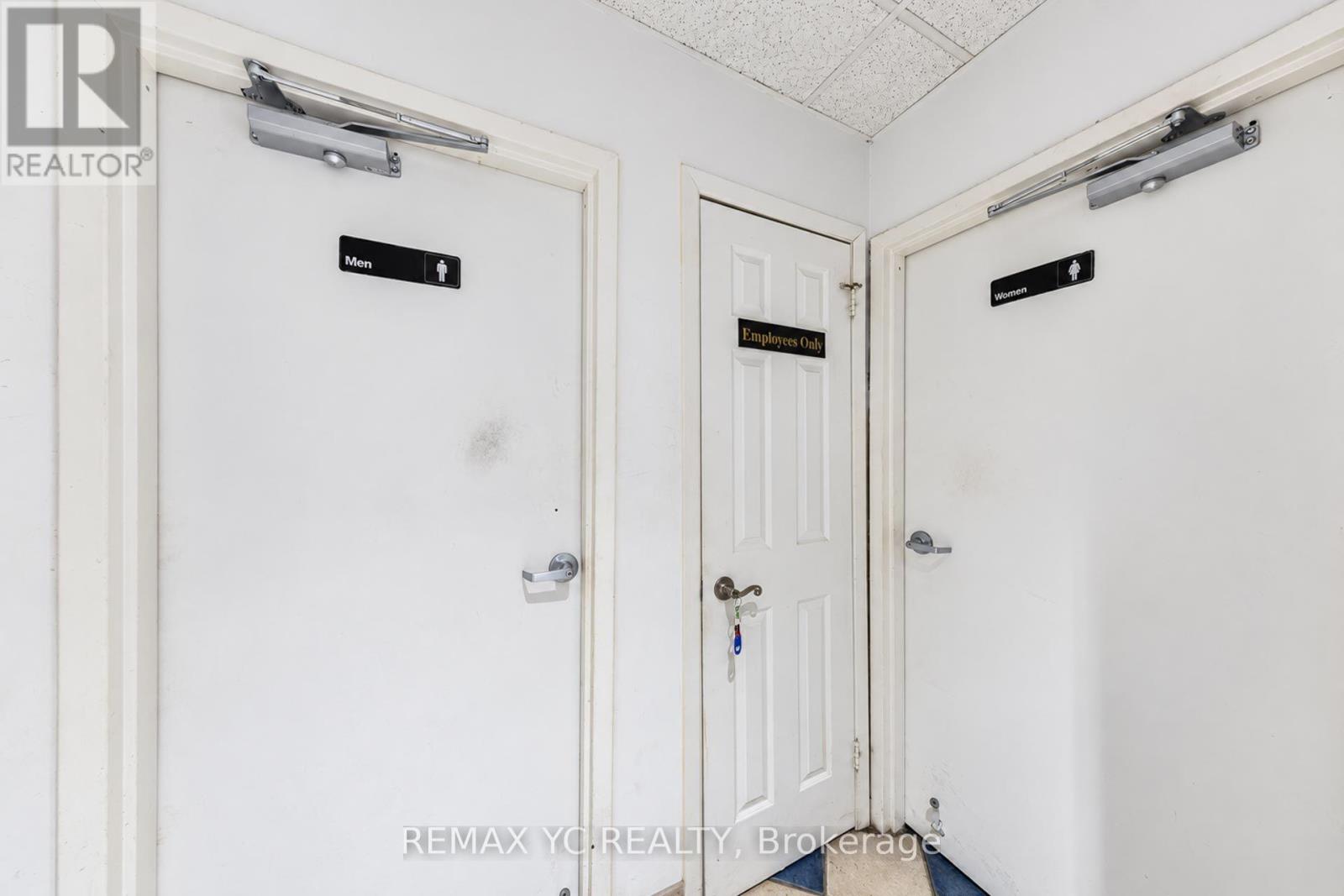 2nd Floor - 658 Bloor Street W, Toronto, Ontario  M6G 1K9 - Photo 36 - C13767458