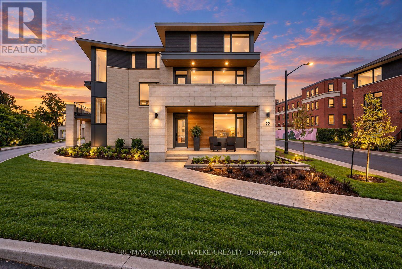 22 OBLATS AVENUE, Ottawa, Ontario