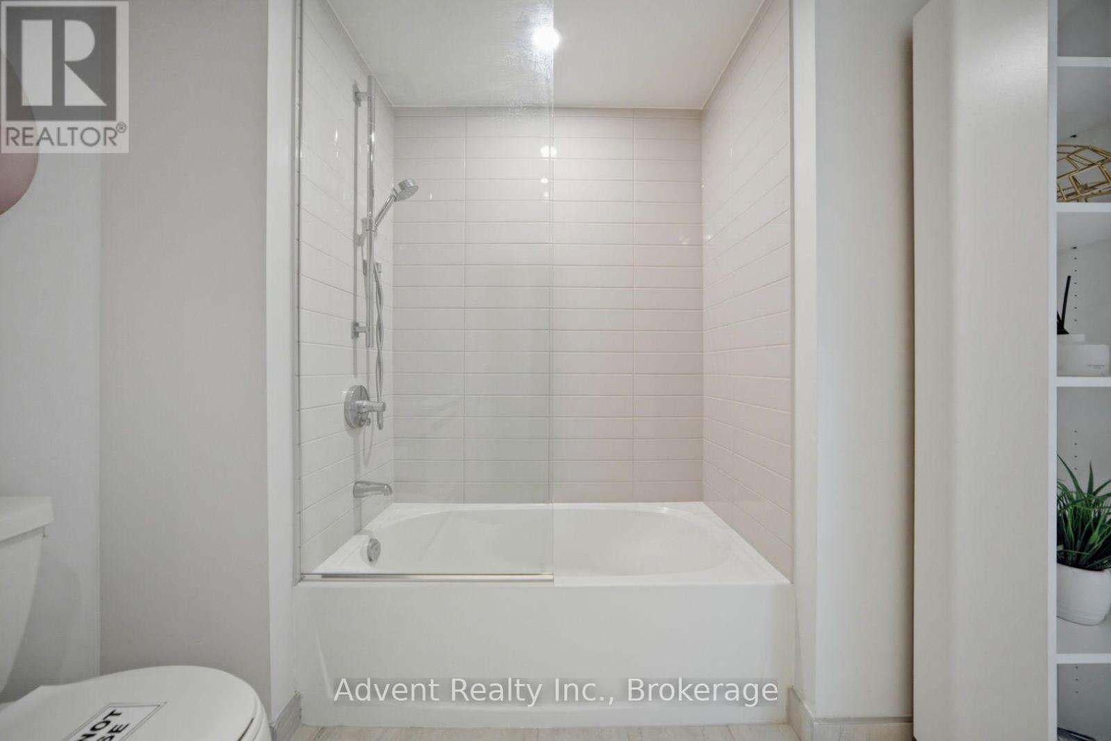 2308 - 8 Cumberland Street, Toronto, Ontario  M4W 0B6 - Photo 32 - C13776426