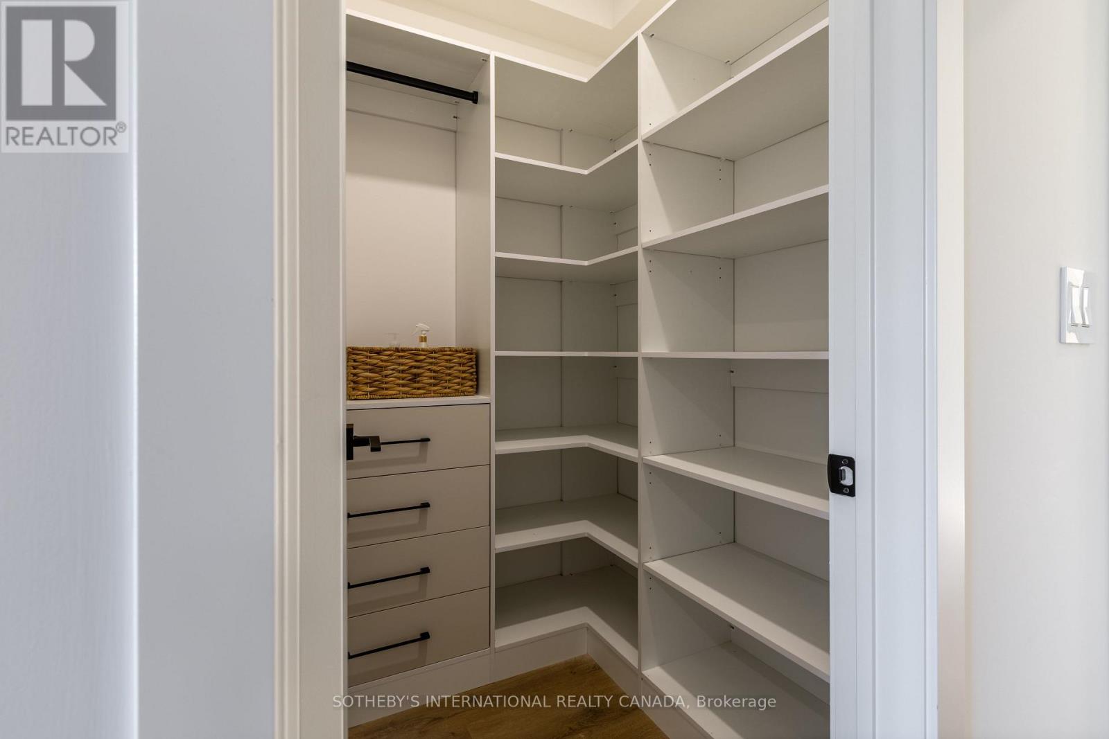 1 - 60 Cannon Road, Toronto, Ontario  M8Y 1S1 - Photo 15 - W13776428