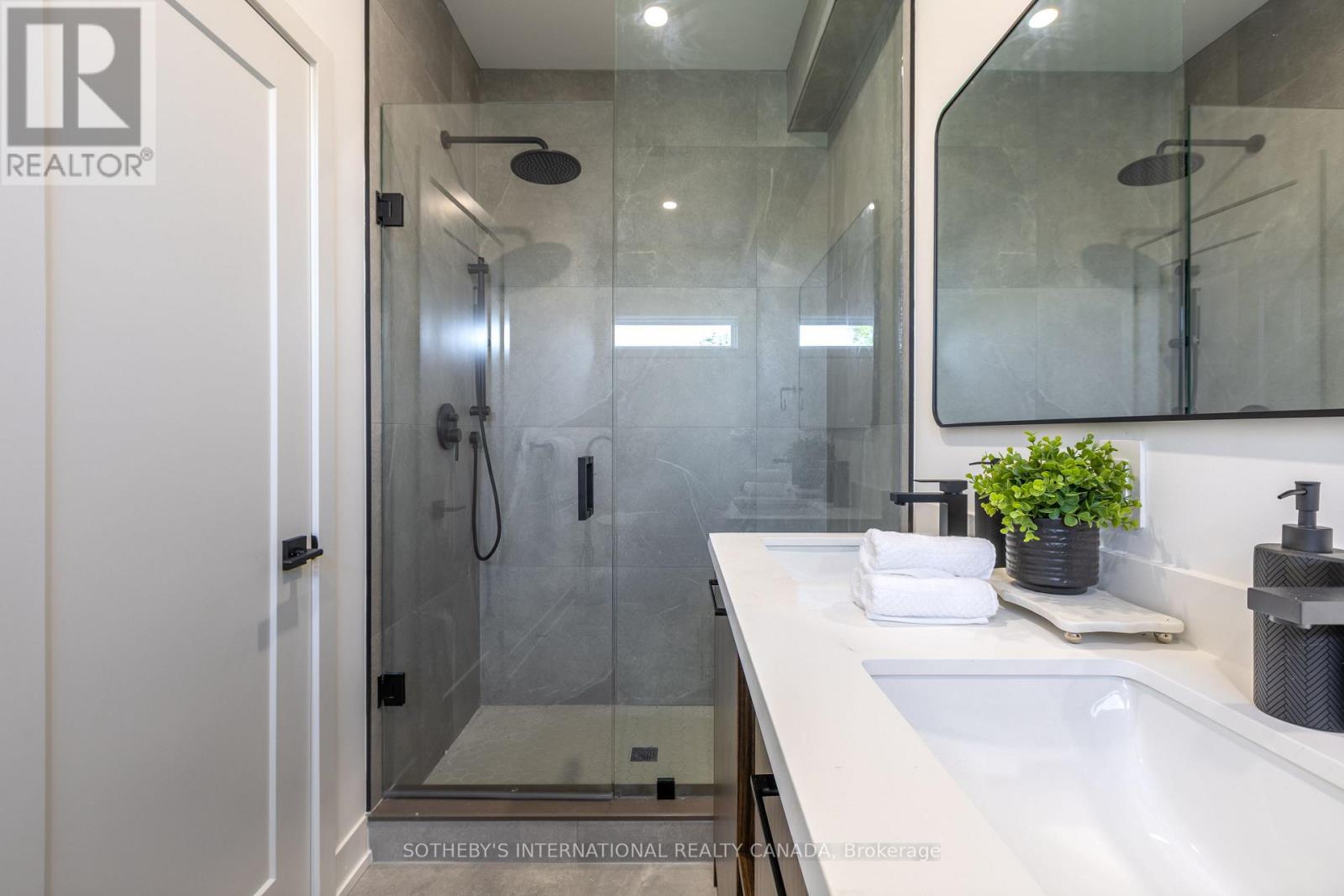 1 - 60 Cannon Road, Toronto, Ontario  M8Y 1S1 - Photo 17 - W13776428