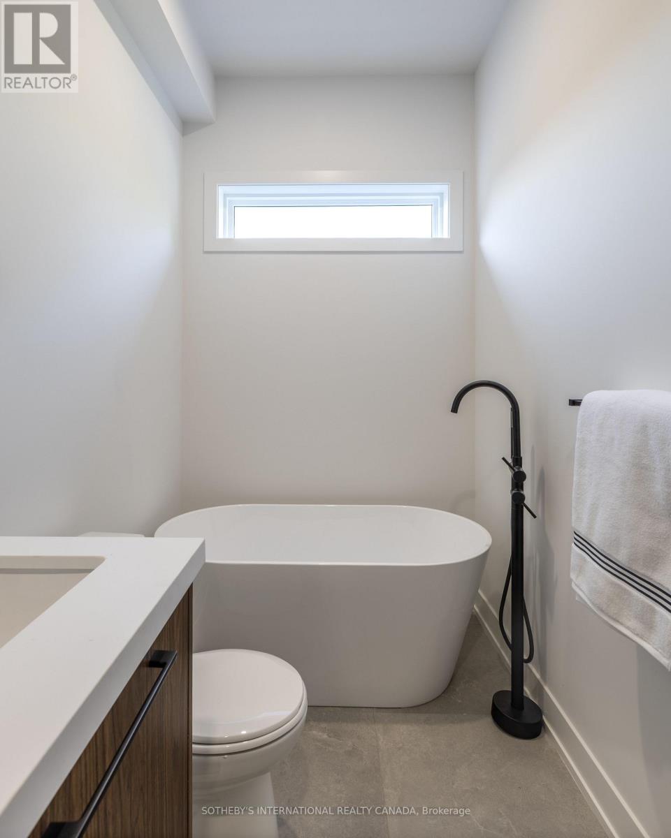 1 - 60 Cannon Road, Toronto, Ontario  M8Y 1S1 - Photo 18 - W13776428