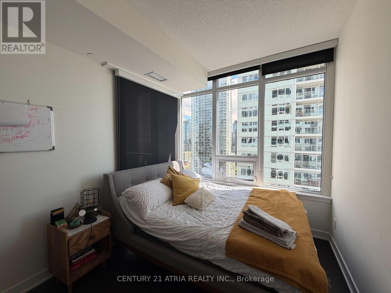 2610 - 19 Bathurst Street, Toronto, Ontario  M5V 0N2 - Photo 9 - C13776120