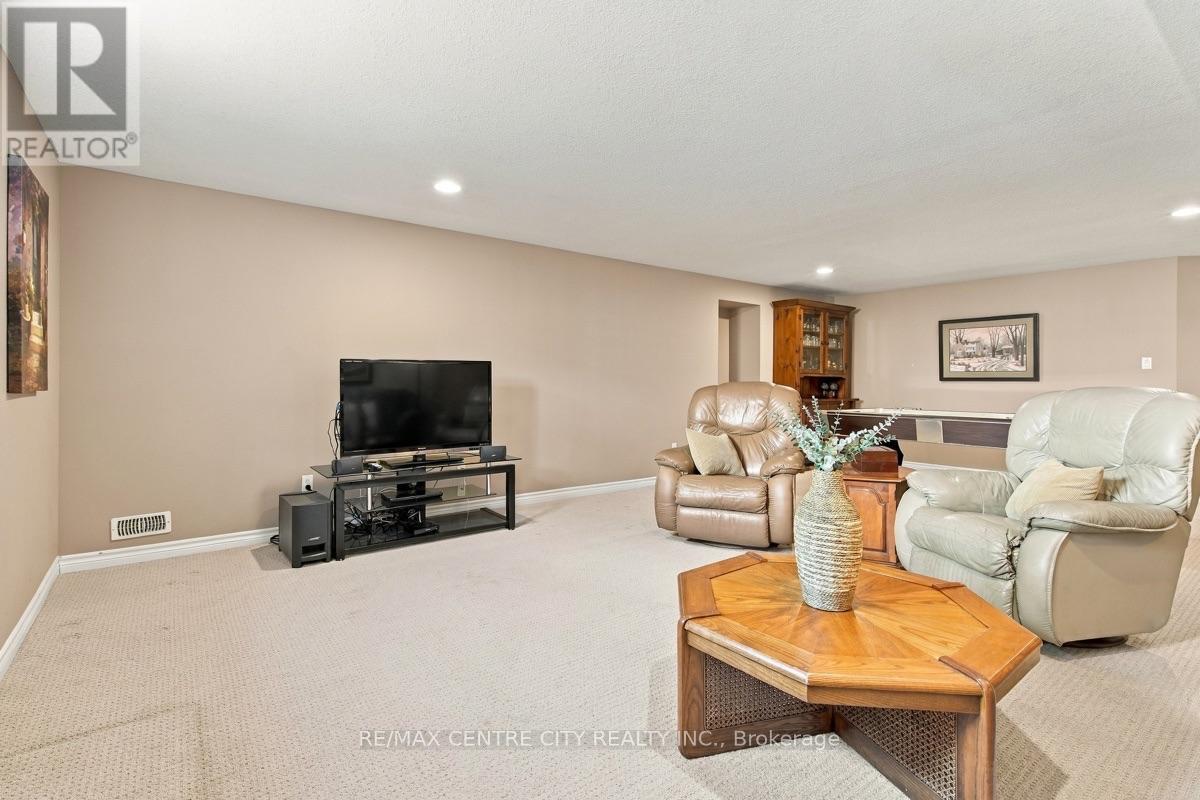 68 Willow Ridge Road, Middlesex Centre, Ontario  N0M 2A0 - Photo 33 - X13771830