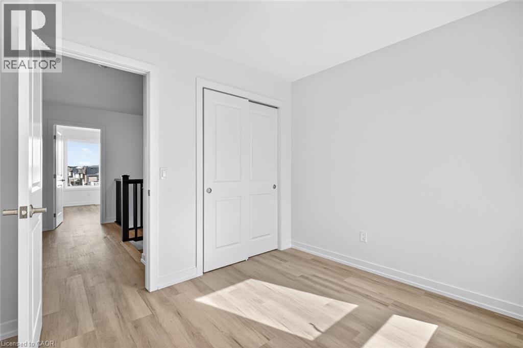 70 Kenesky Drive Unit# 36, Waterdown, Ontario  L8B 2A9 - Photo 33 - 40862415