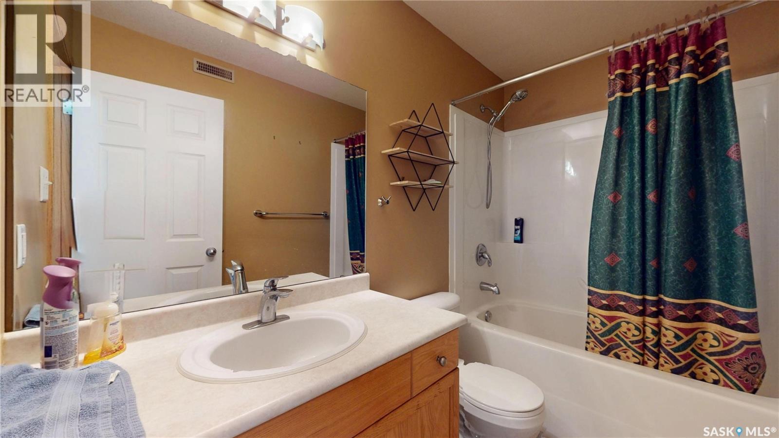 3638 Hammstrom Way E, Regina, Saskatchewan  S4N 7N9 - Photo 14 - SK048315