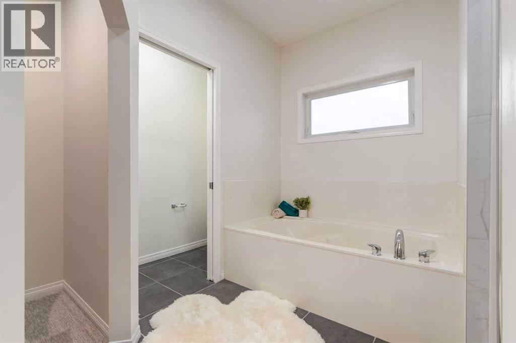 155 West Springs Place SW, Calgary, Alberta  T3H 4W2 - Photo 16 - A2342482