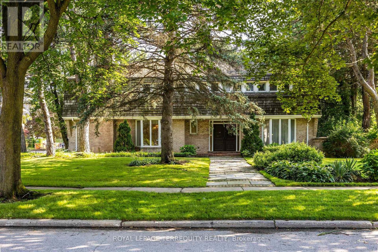 2 Chieftain Crescent, Toronto, Ontario  M2L 2H4 - Photo 6 - C13768906