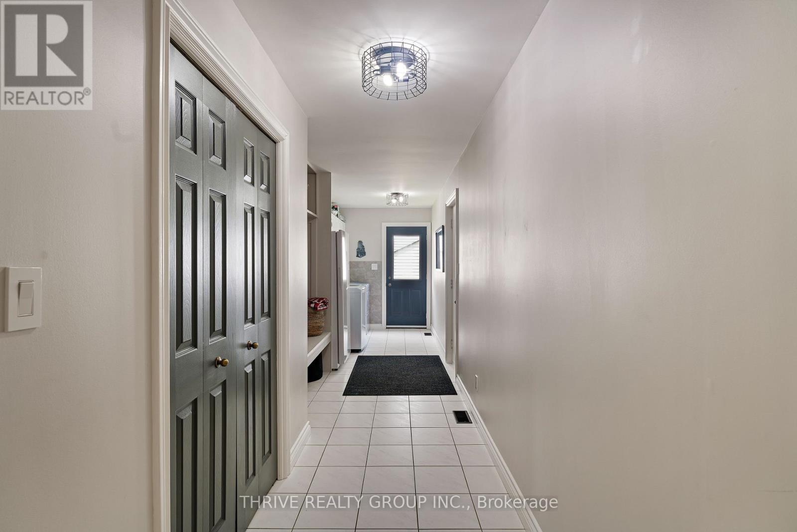 310 Huron Street W, South Huron, Ontario  N0M 1S2 - Photo 18 - X13776472