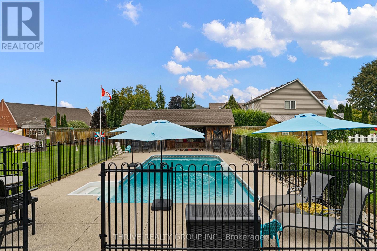 310 Huron Street W, South Huron, Ontario  N0M 1S2 - Photo 34 - X13776472