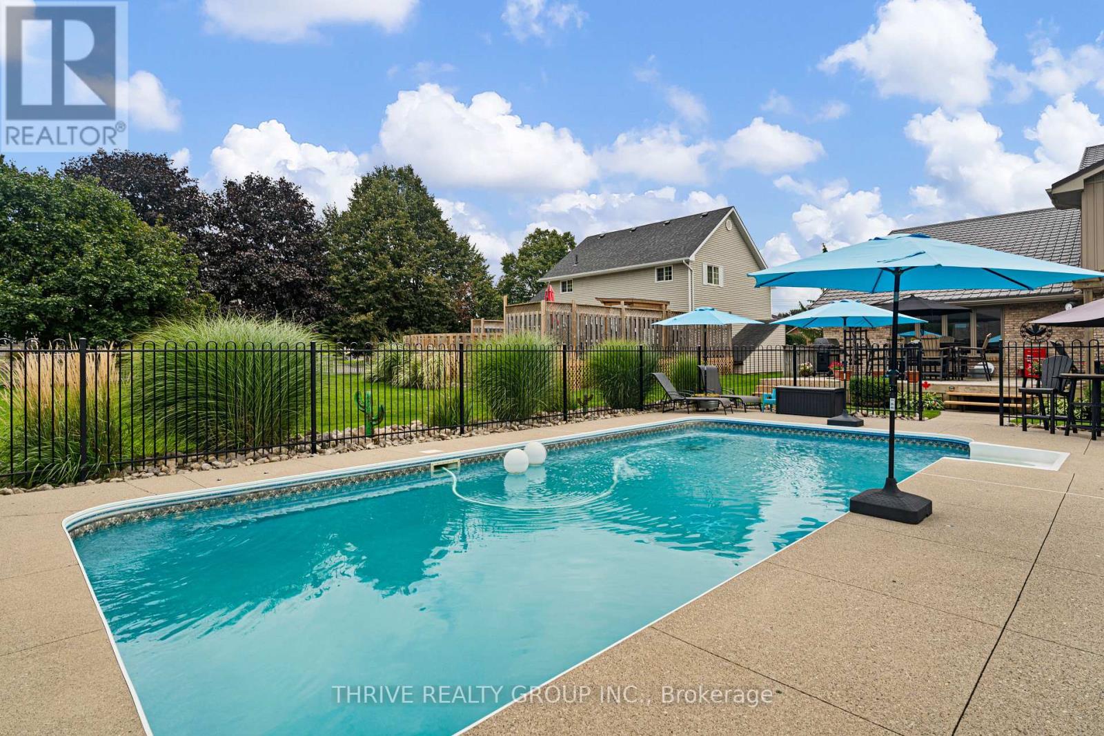 310 Huron Street W, South Huron, Ontario  N0M 1S2 - Photo 36 - X13776472