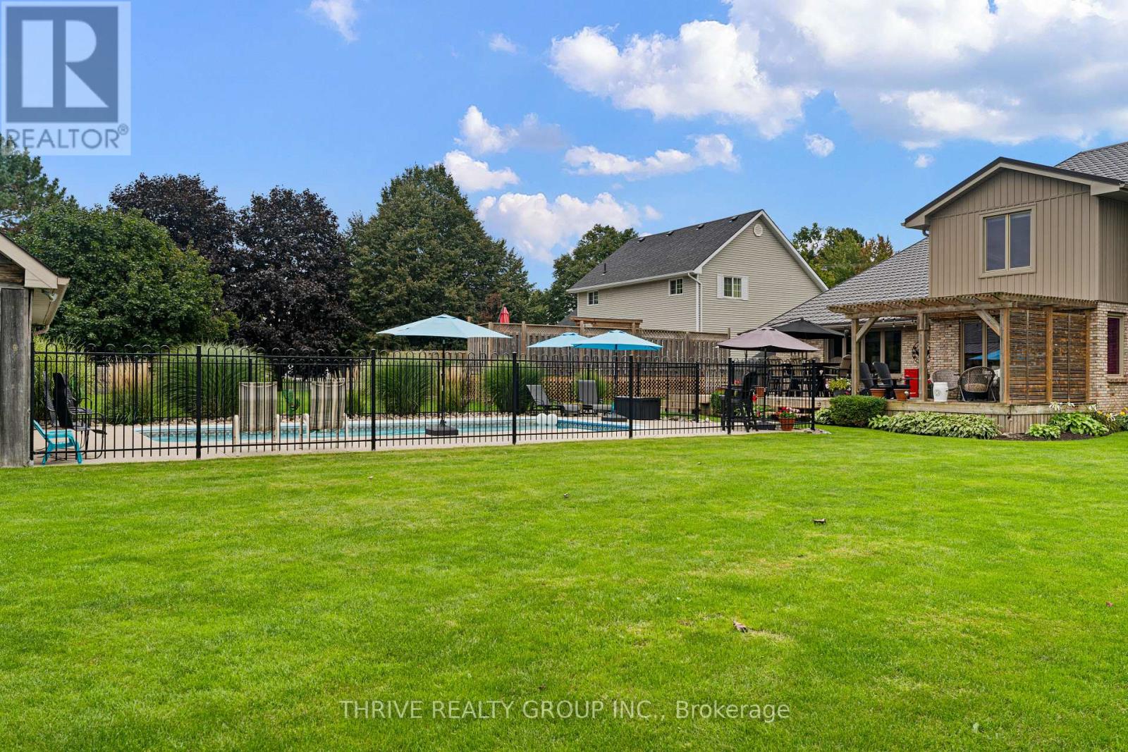 310 Huron Street W, South Huron, Ontario  N0M 1S2 - Photo 41 - X13776472