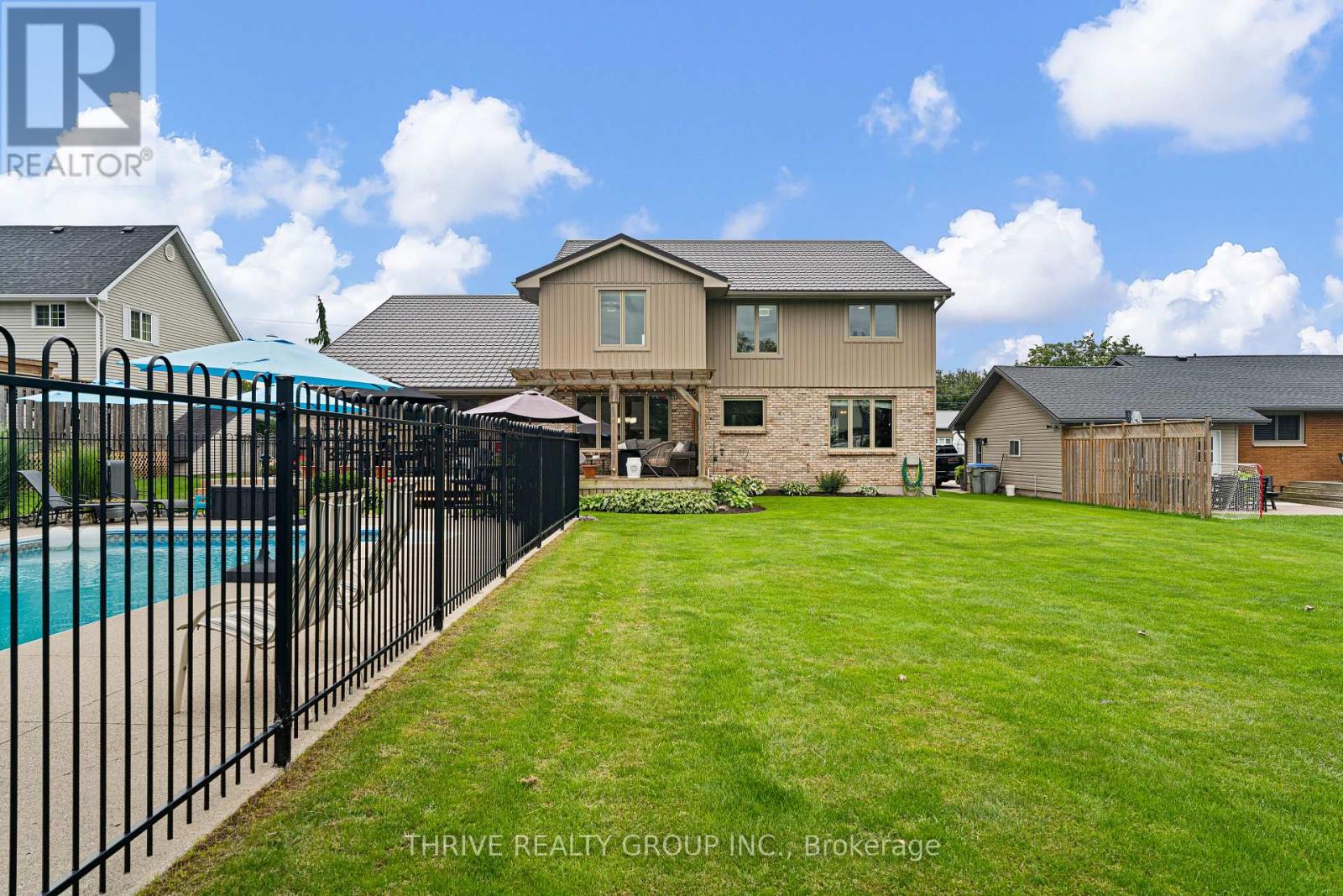 310 Huron Street W, South Huron, Ontario  N0M 1S2 - Photo 42 - X13776472