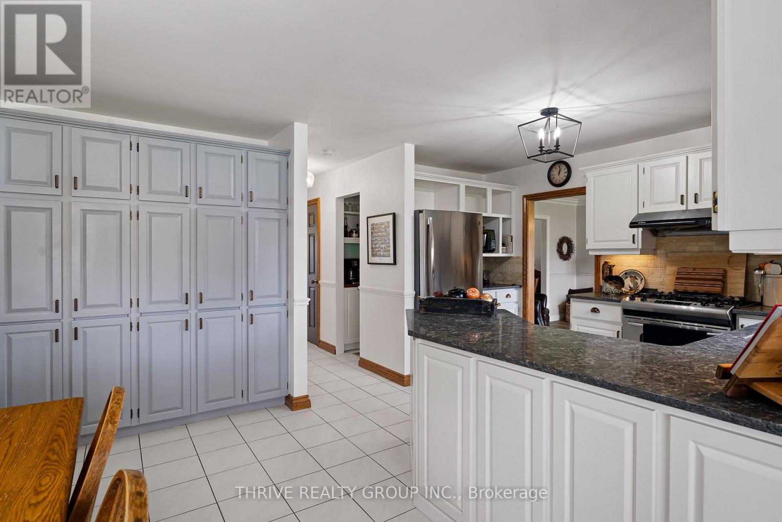 310 Huron Street W, South Huron, Ontario  N0M 1S2 - Photo 9 - X13776472