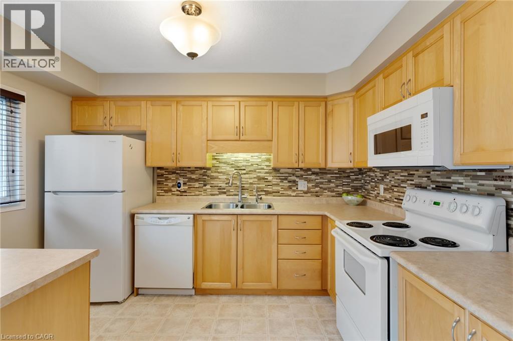 175 David Bergey Drive Unit# H54, Kitchener, Ontario N2E 4H7 - Photo 11 - 40861130