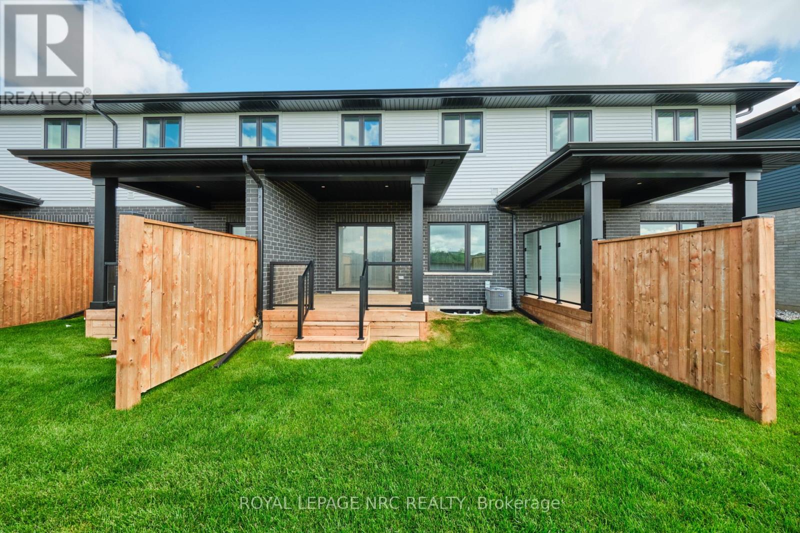 51 Harmony Way, Thorold, Ontario  L2V 0H2 - Photo 6 - X13776502