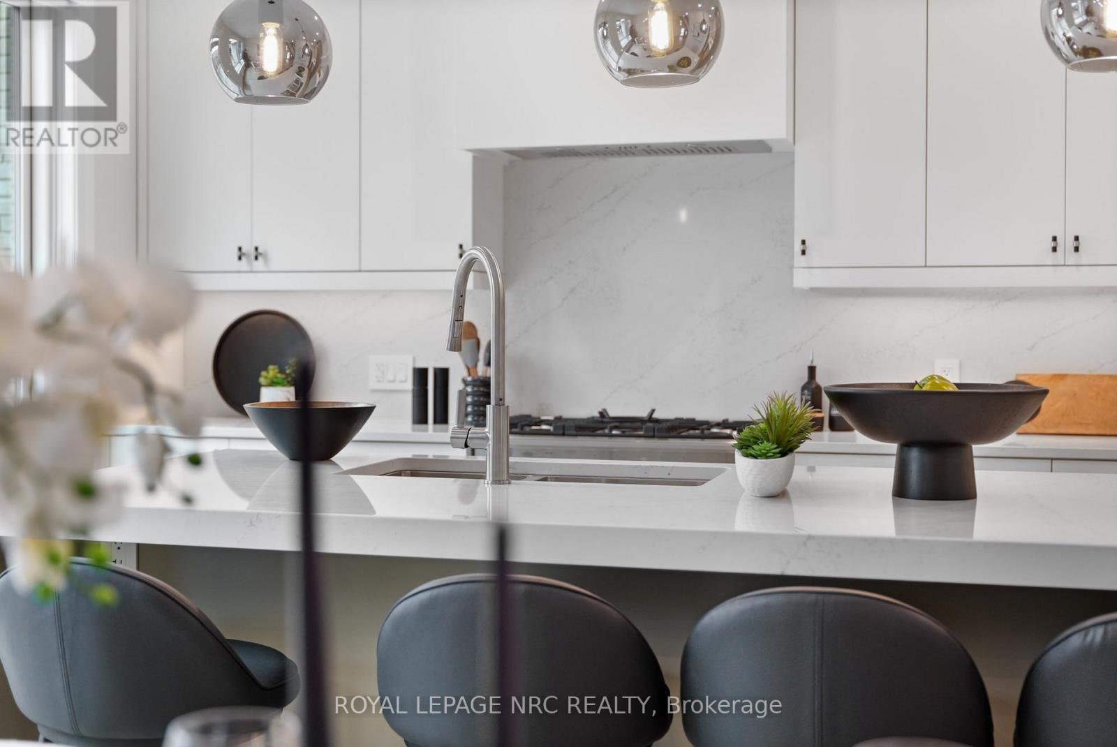 100 Moody Street, Pelham, Ontario  L3E 0B3 - Photo 19 - X13776516