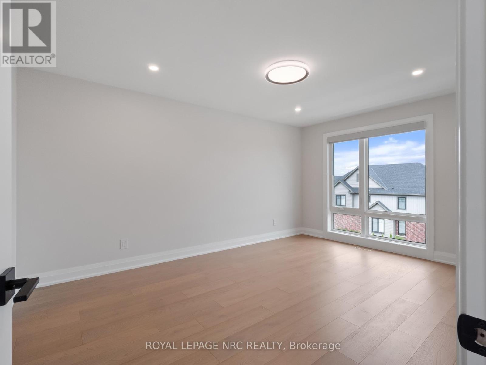 100 Moody Street, Pelham, Ontario  L3E 0B3 - Photo 37 - X13776516