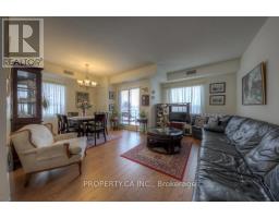 301 - 778 SHEPPARD AVENUE W, Toronto, Ontario