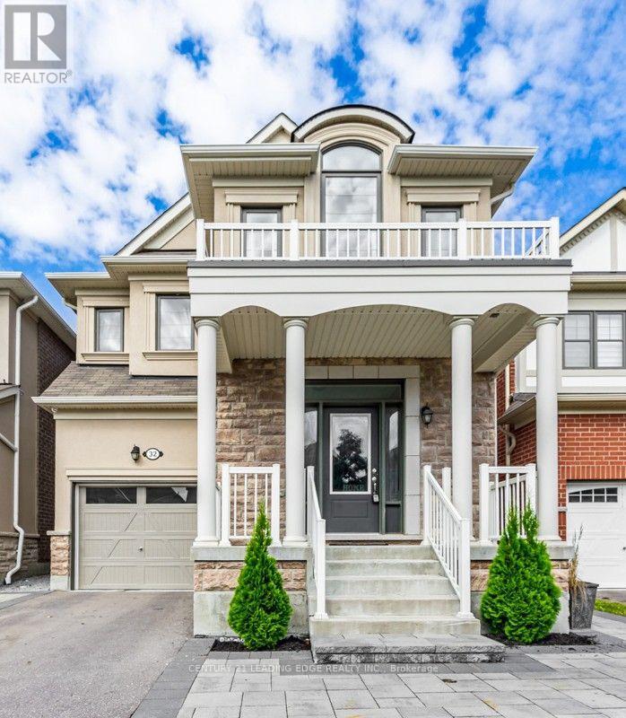 32 WESTFIELD DRIVE, Whitby, Ontario