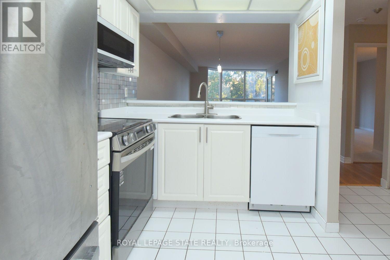 215 - 175 Cedar Avenue, Richmond Hill, Ontario  L4C 9V3 - Photo 20 - N13776496
