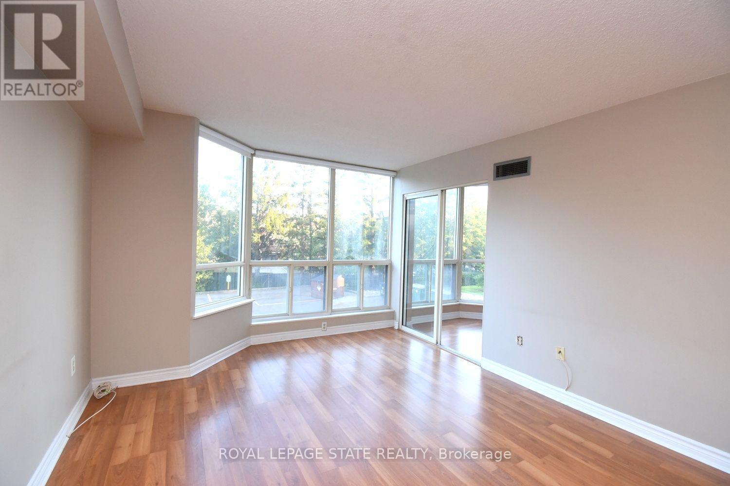 215 - 175 Cedar Avenue, Richmond Hill, Ontario  L4C 9V3 - Photo 7 - N13776496
