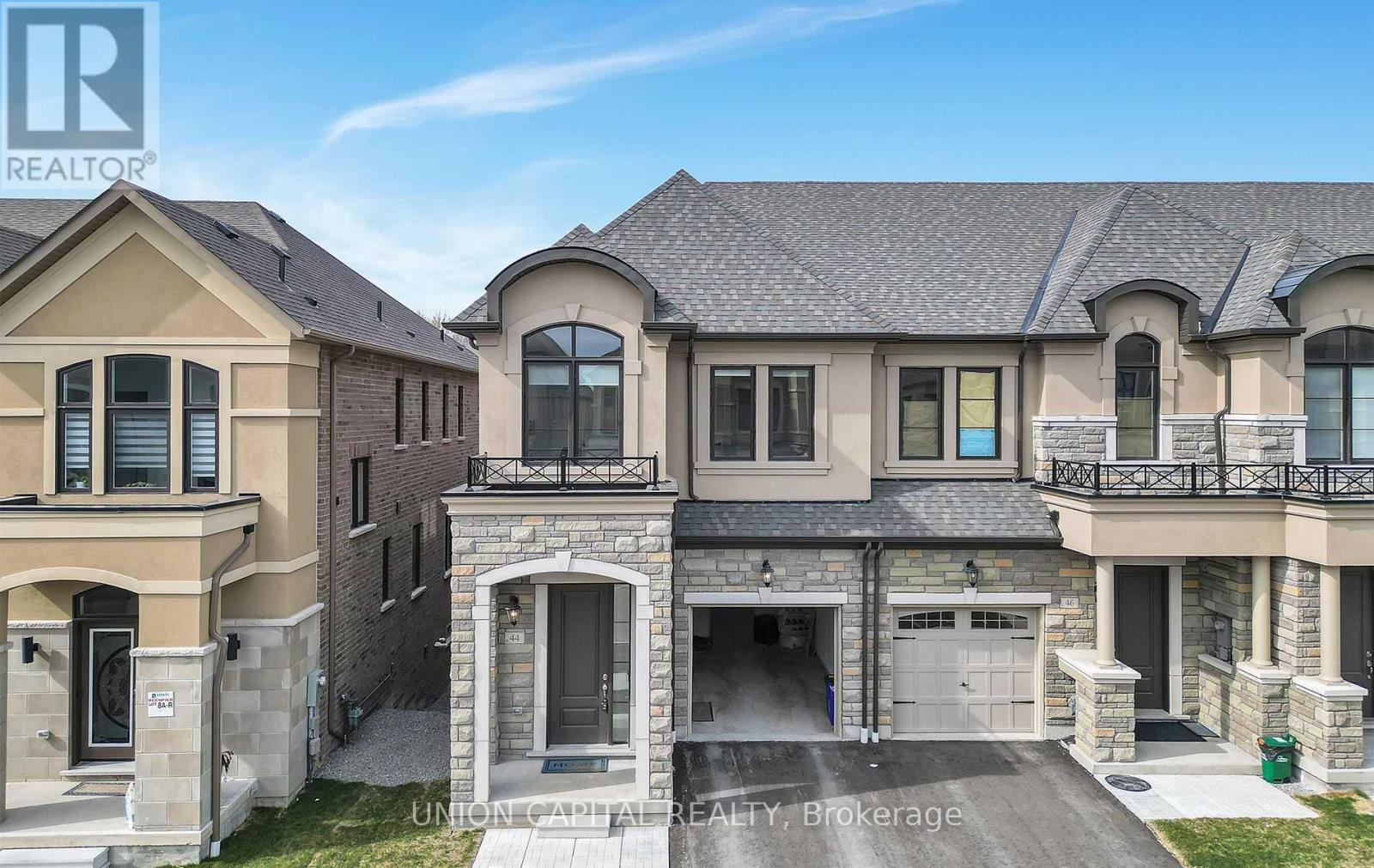 44 BOITON STREET, Richmond Hill, Ontario