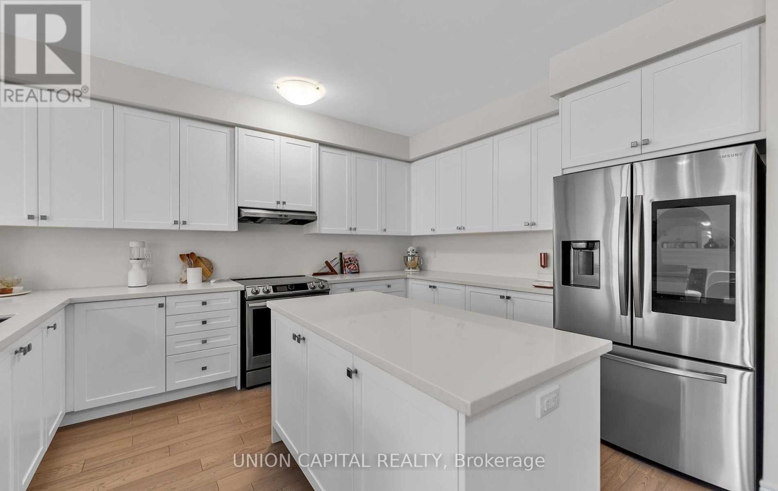 44 Boiton Street, Richmond Hill, Ontario  L4S 0M1 - Photo 4 - N13776520