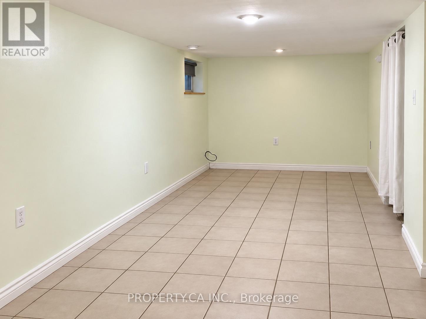 Lower Level - 83 St John Road, Toronto, Ontario  M6P 1T8 - Photo 2 - W13775856