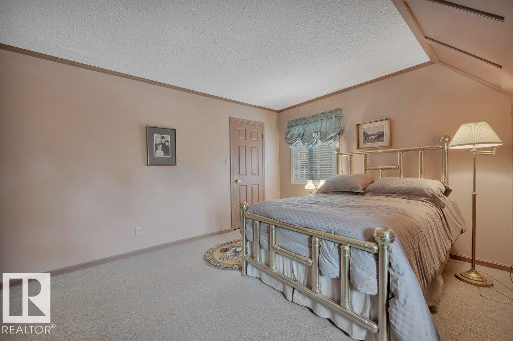 712 Romaniuk Rd NW, Edmonton, Alberta  T6R 1A5 - Photo 31 - E4508421