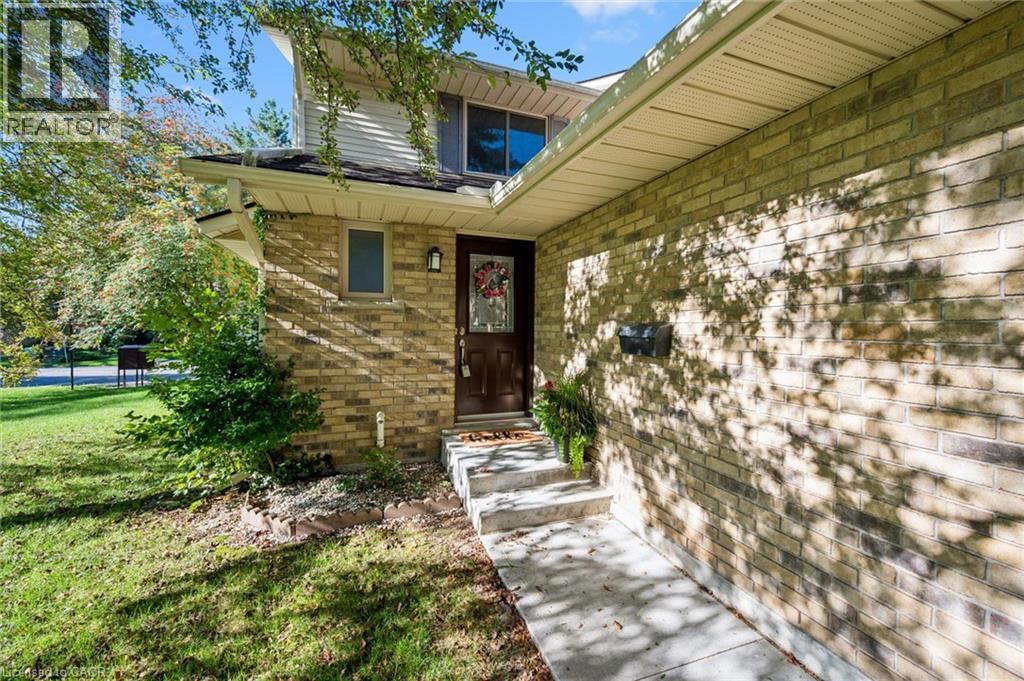 375 Kingscourt Drive Unit# 40, Waterloo, Ontario  N2K 3N7 - Photo 5 - 40861712
