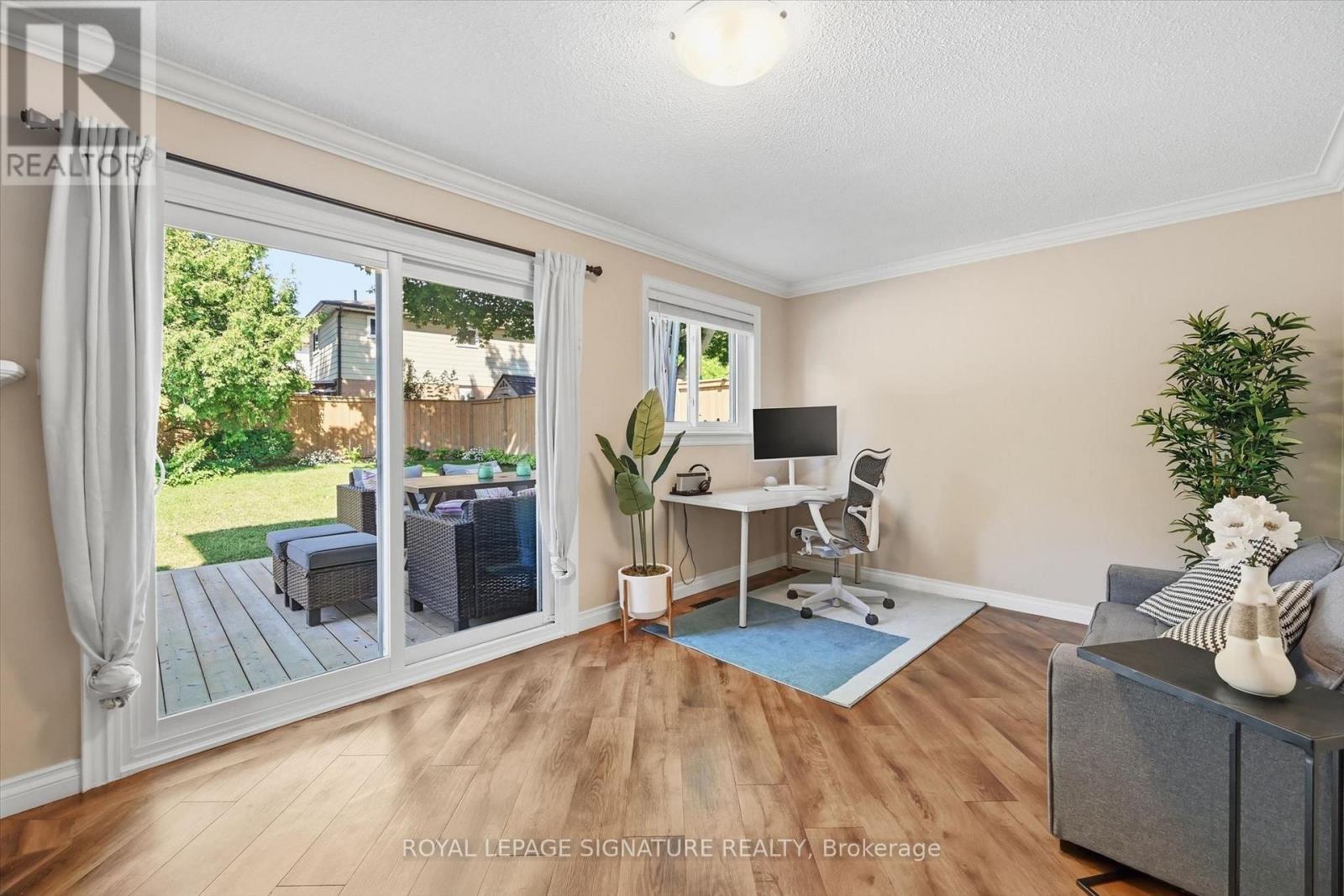 1333 Woodvale Place, Burlington, Ontario  L7M 1R2 - Photo 13 - W13776436