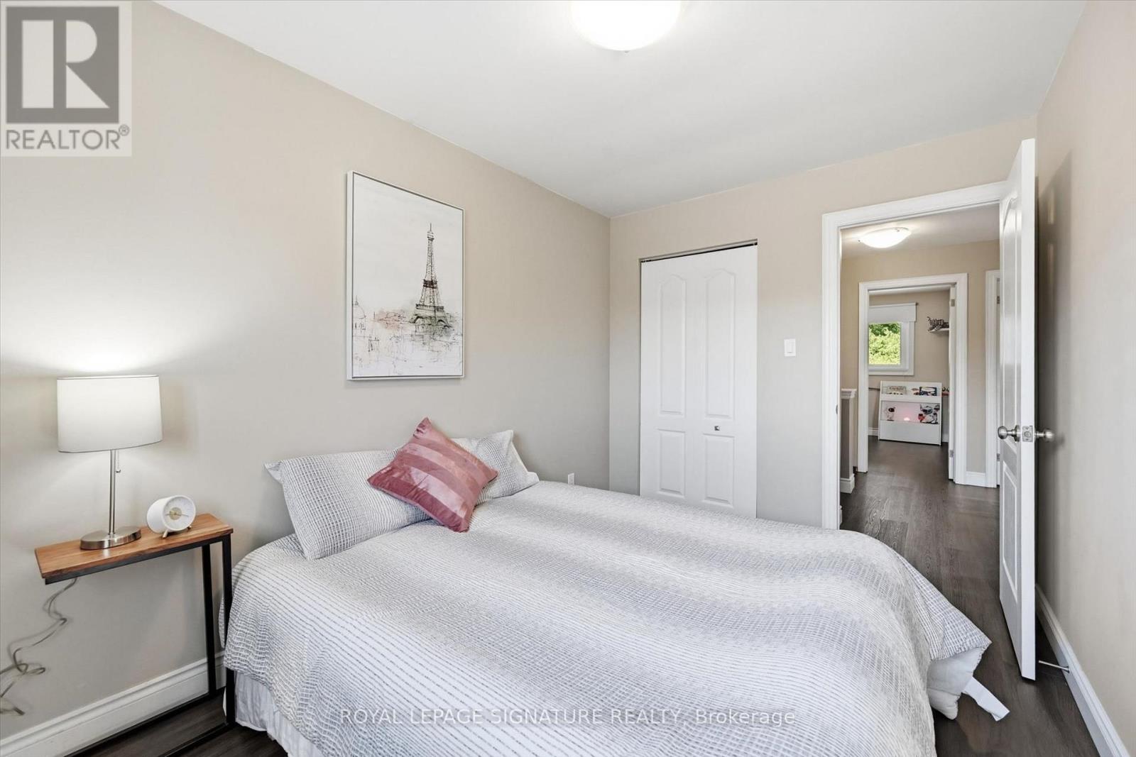 1333 Woodvale Place, Burlington, Ontario  L7M 1R2 - Photo 19 - W13776436