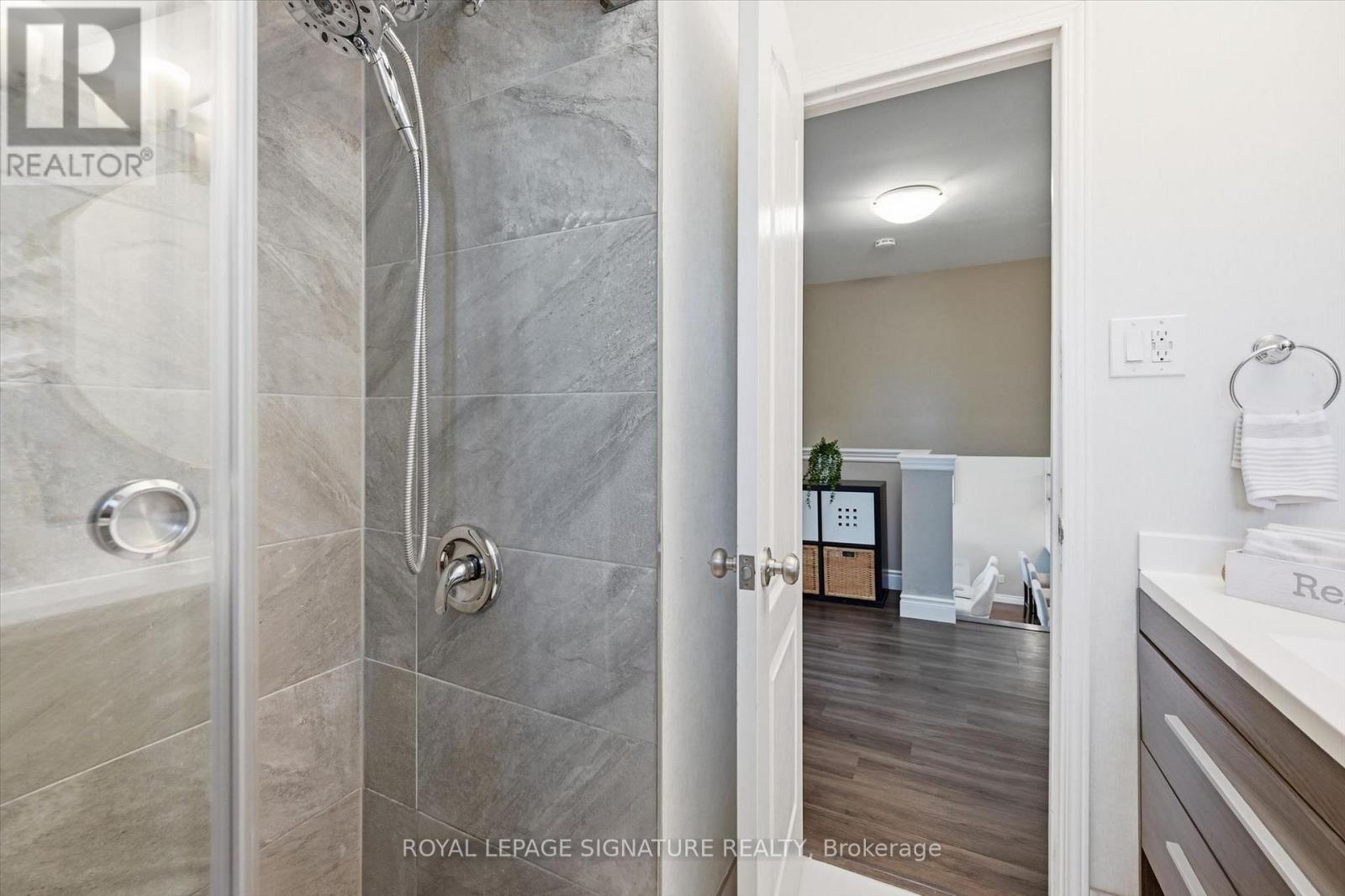 1333 Woodvale Place, Burlington, Ontario  L7M 1R2 - Photo 21 - W13776436