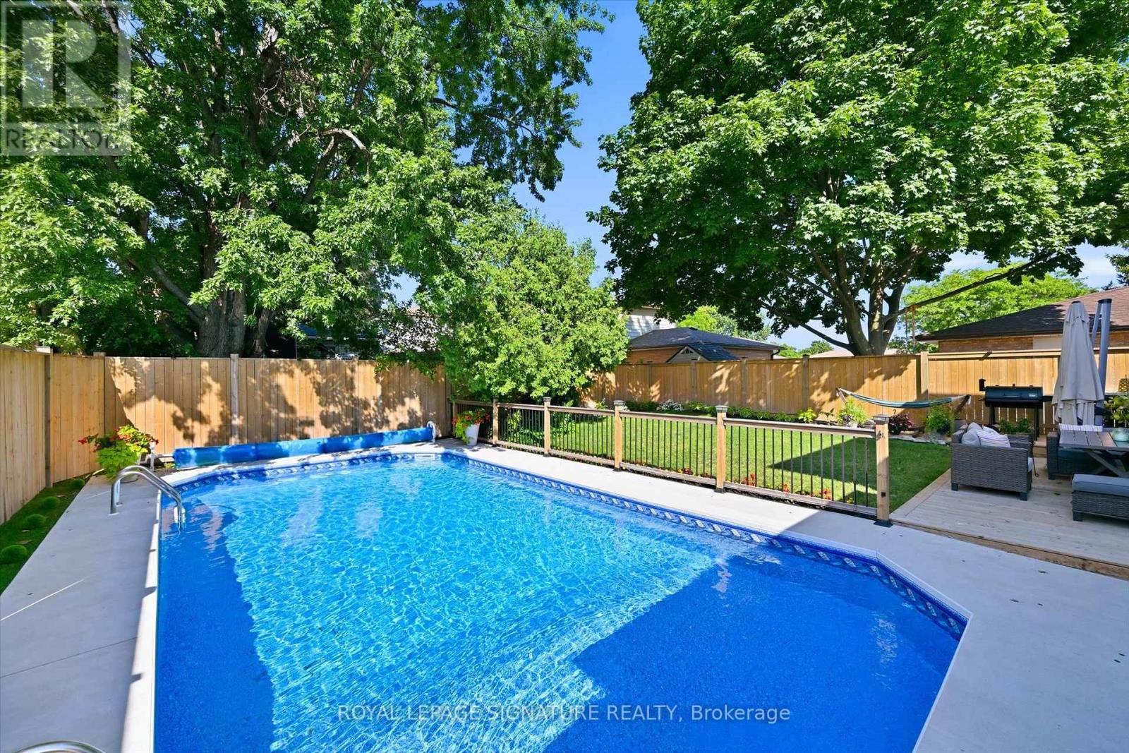 1333 Woodvale Place, Burlington, Ontario  L7M 1R2 - Photo 31 - W13776436