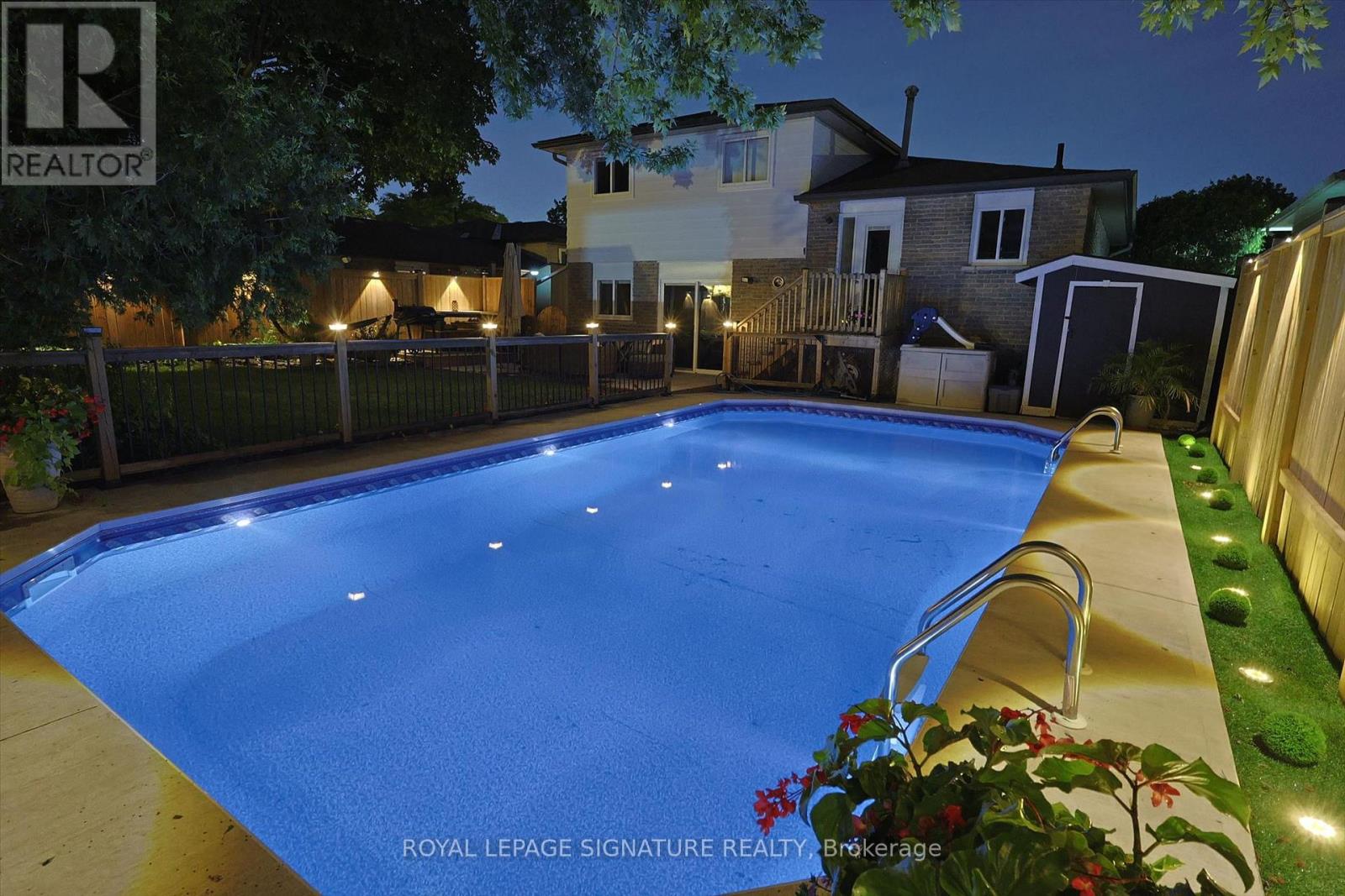 1333 Woodvale Place, Burlington, Ontario  L7M 1R2 - Photo 36 - W13776436