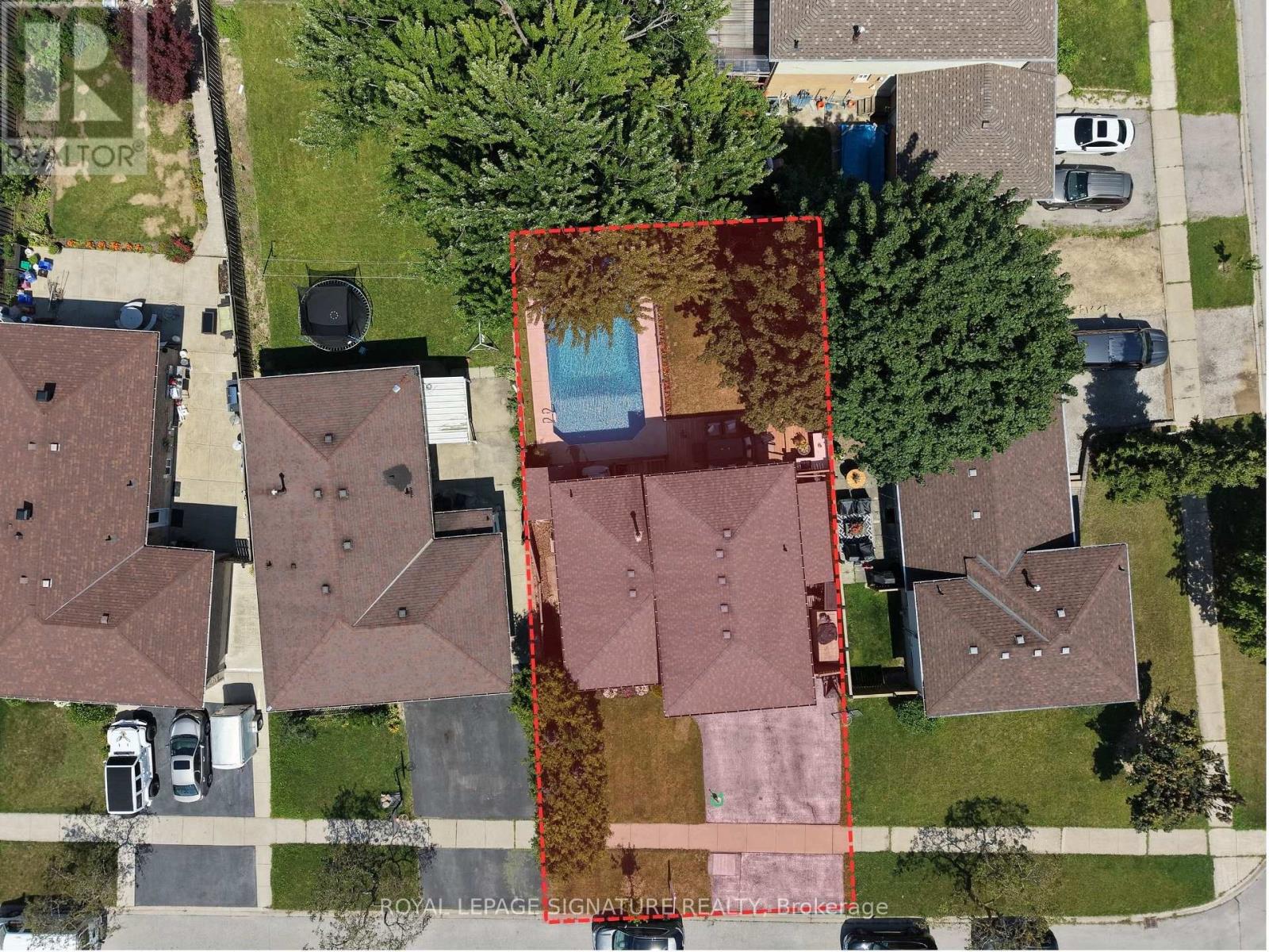 1333 Woodvale Place, Burlington, Ontario  L7M 1R2 - Photo 40 - W13776436