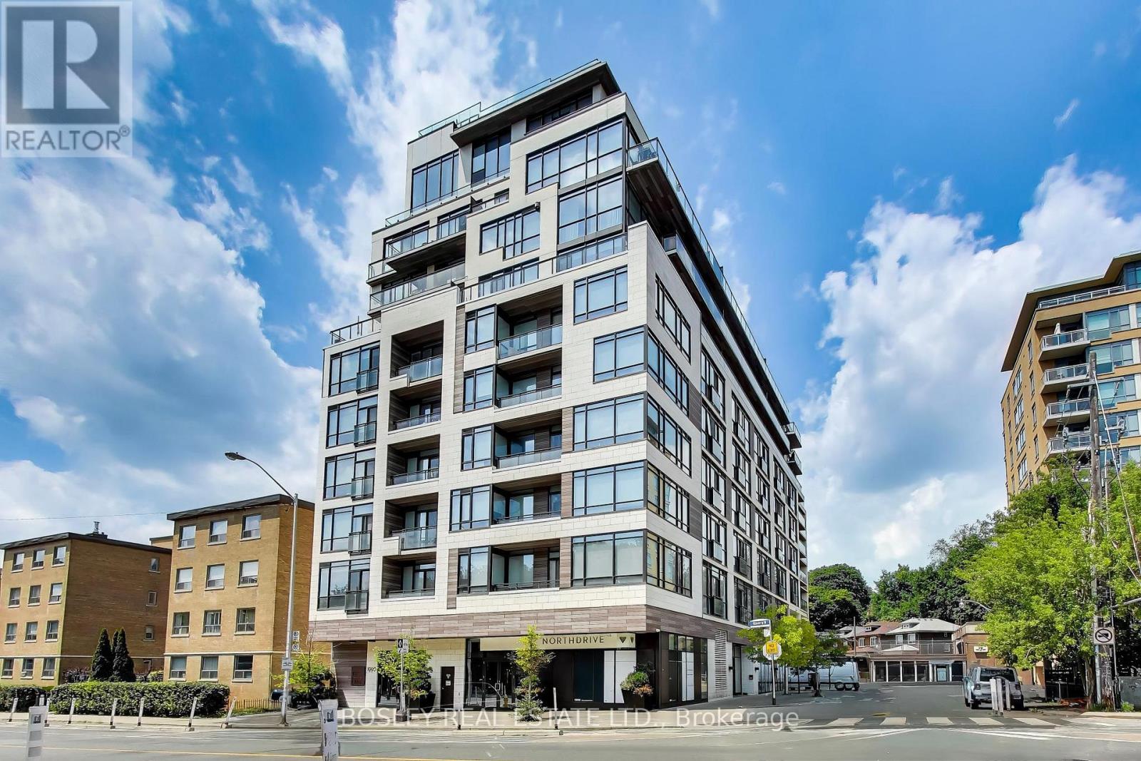 210 - 1990 BLOOR STREET W, Toronto, Ontario