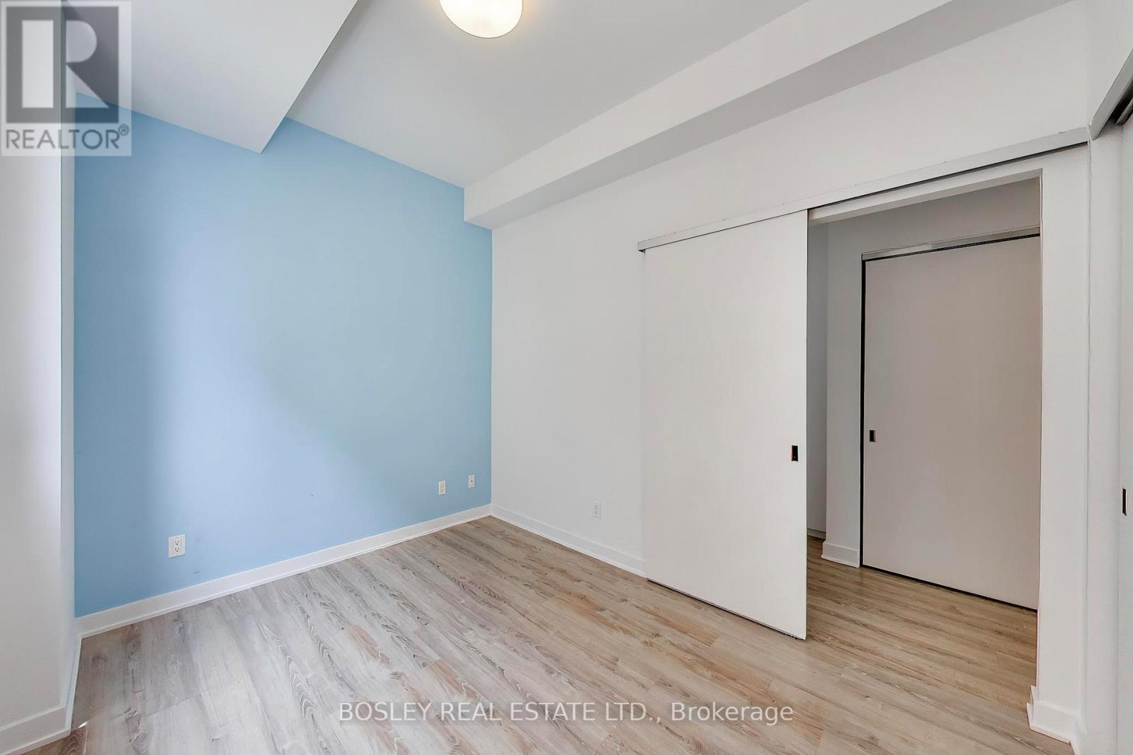 210 - 1990 Bloor Street W, Toronto, Ontario  M6P 3L1 - Photo 15 - W13776458