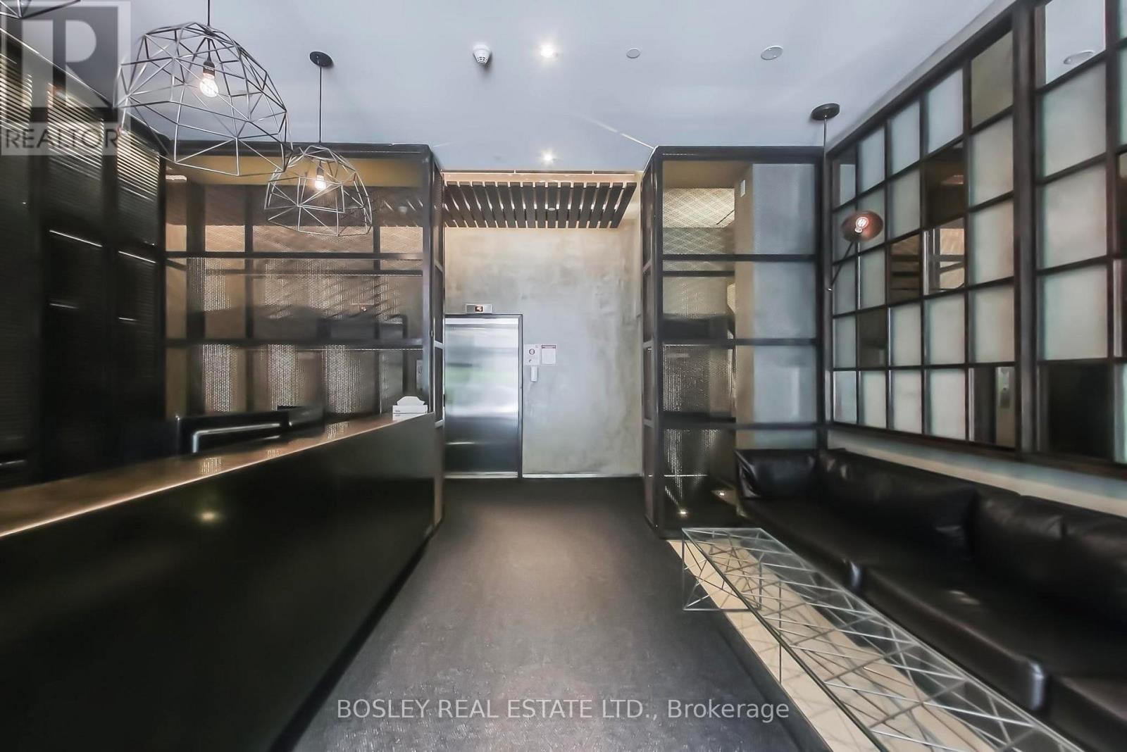 210 - 1990 Bloor Street W, Toronto, Ontario  M6P 3L1 - Photo 24 - W13776458