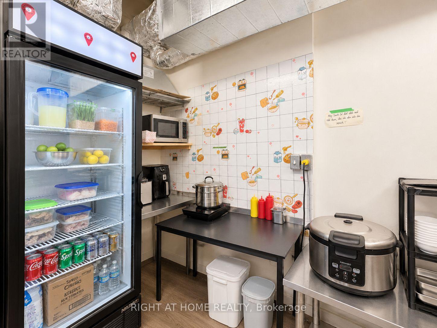 3930 Keele Street, Toronto, Ontario  M3J 1N8 - Photo 9 - W13776508