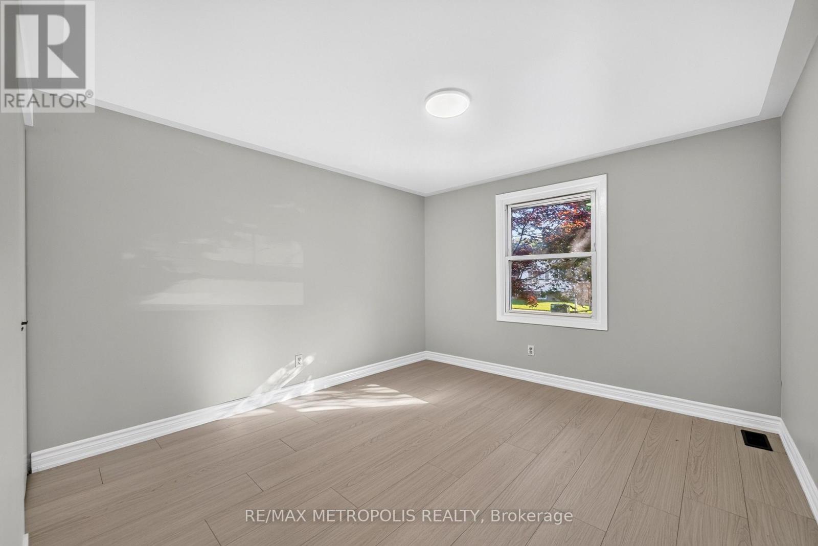 338 Millbank Drive, London South, Ontario  N6C 4W2 - Photo 26 - X13776498