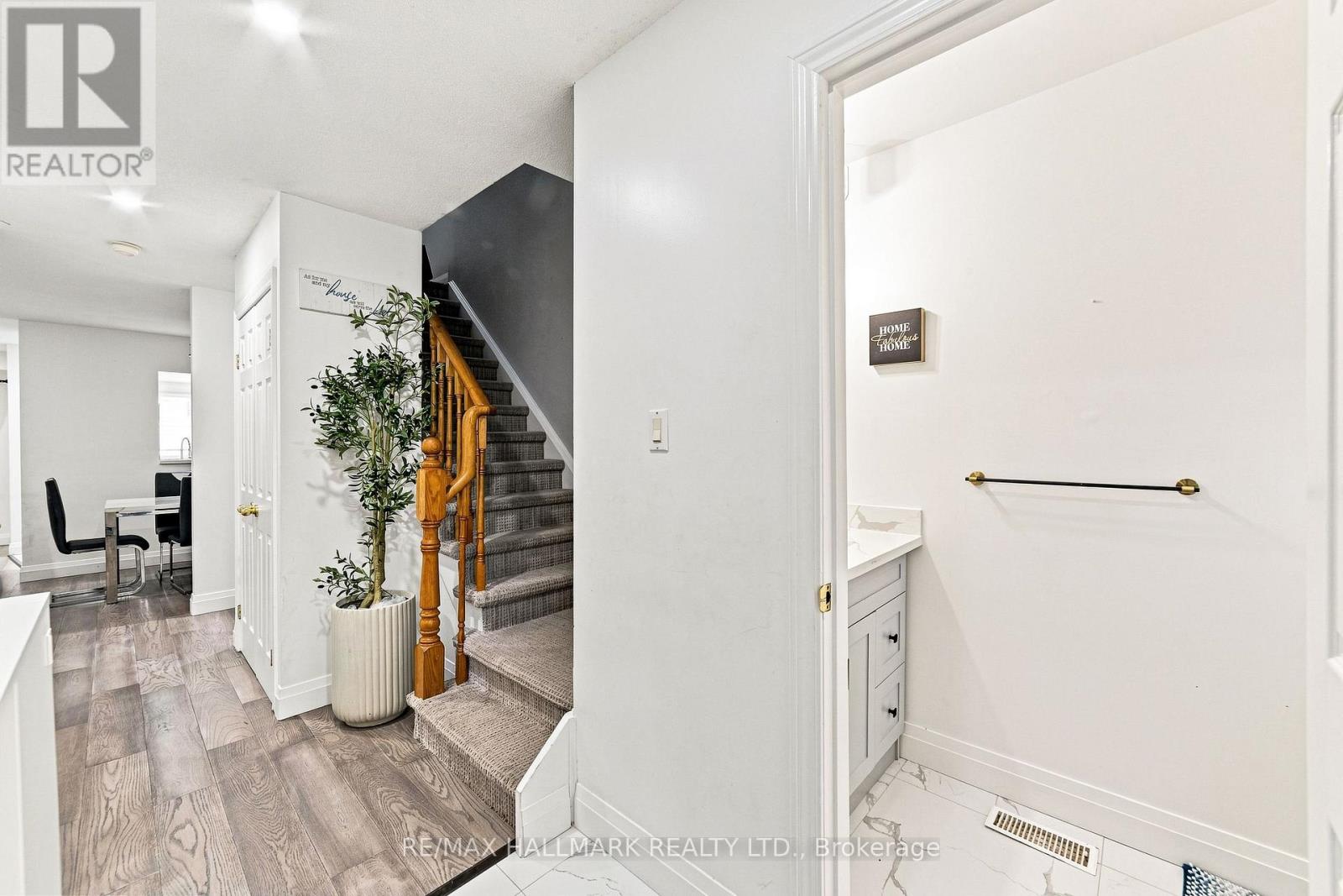 21 - 31 Moss Boulevard, Hamilton, Ontario  L9H 7A6 - Photo 4 - X13776526