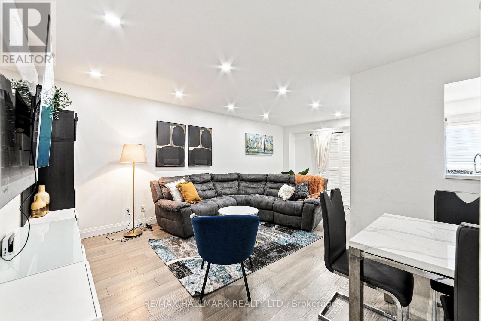 21 - 31 Moss Boulevard, Hamilton, Ontario  L9H 7A6 - Photo 7 - X13776526